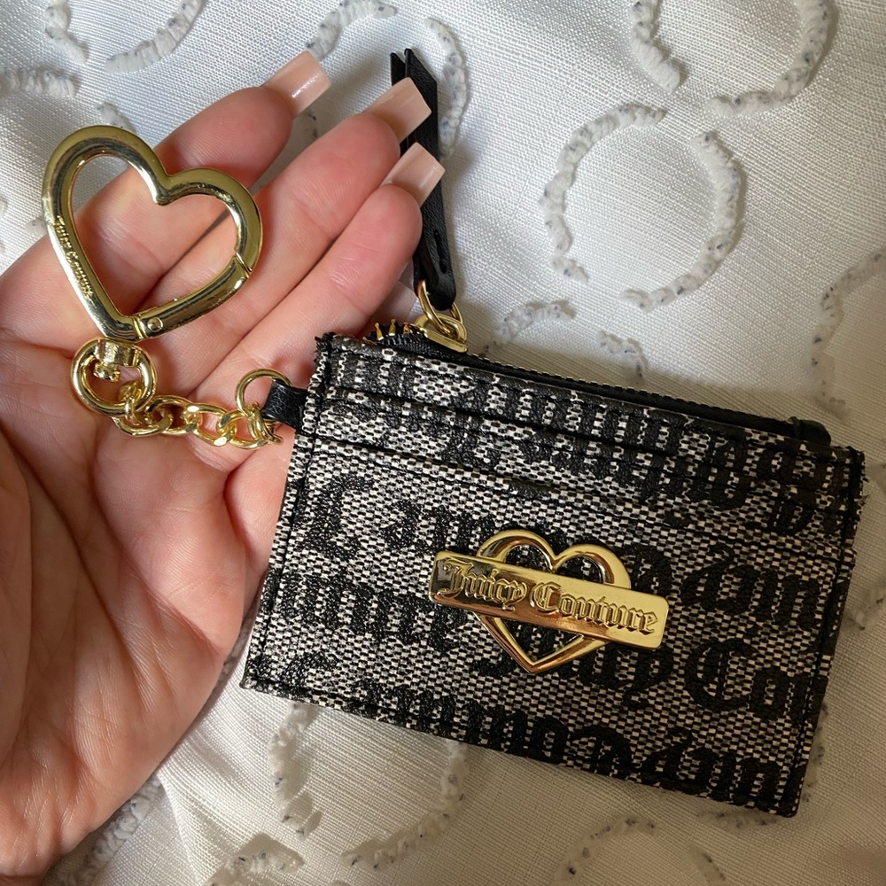 Juicy couture wallet holder